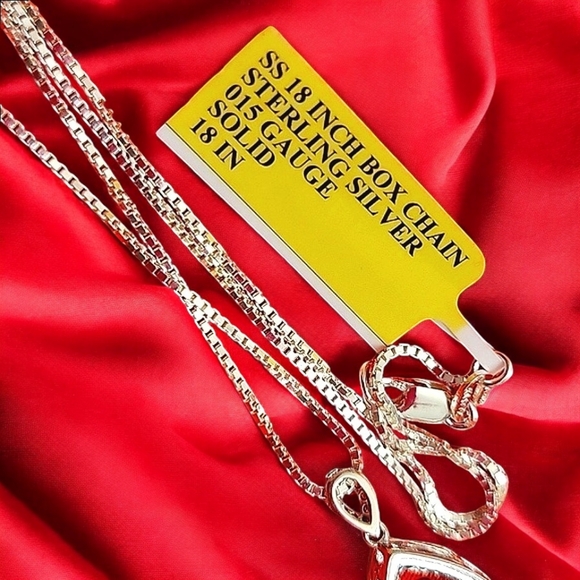 Dancing 925SS | CZ Diamond Teardrop Pendant on 925 Sterling Silver Chain | NWT - Picture 3 of 7